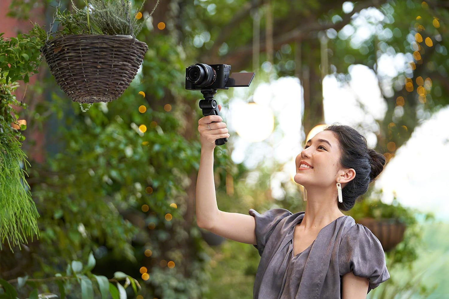 Alpha 7C | Appareil Photo Numérique Hybride À Objectif Interchangeable À Capteur Plein Format (Compact Et Léger, Eye AF En Temps Réel, 24,2MP, Stabilisation 5 Axes, Viseur, Écran Selfie)