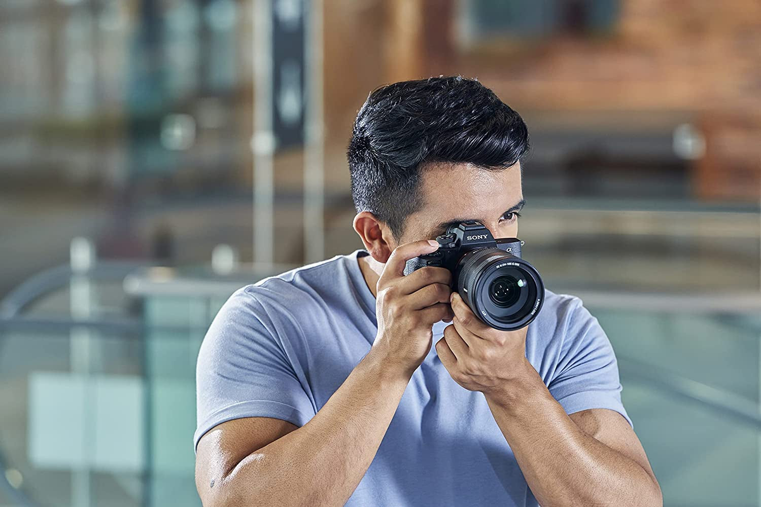 Alpha 7 IV | Appareil Photo Hybride Expert Plein Format (33 Mégapixels, Mise Au Point AF En Temps Réel, Rafale À 10 Images/S, Vidéo 4K 60P, Écran Orientable Full Tactile, Nouveaux Menus) Noir
