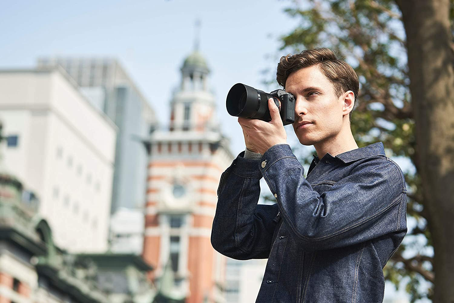 Alpha 7 II | Appareil Photo Numérique Hybride Plein Format ( 24,2 Mp, Autofocus Hybride Rapide, Stabilisation Interne 5 Axes, Format Vidéo Xavc S) (ILCE7M2, A7M2) Noir