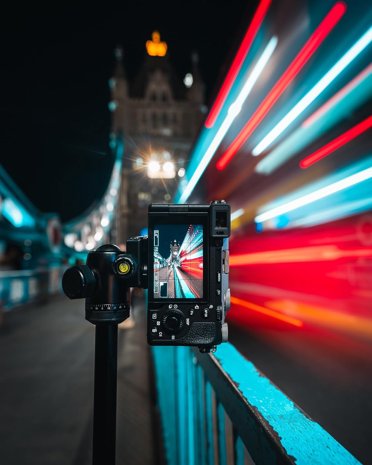 Alpha 7C II, Appareil Photo Plein Format Hybride Compact À Objectif Interchangeable (33 Mégapixels, Mise Au Point AF En Temps Réel, 10 IPS, Vidéo 4K 60P, Écran Tactile Orientable), Noir